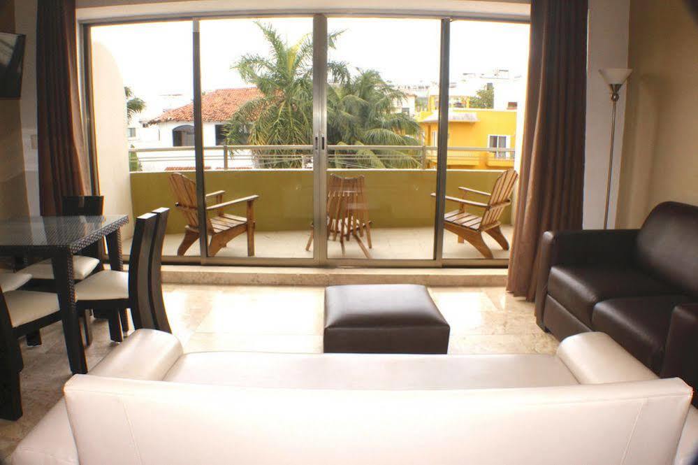Ocean Plaza Condos ปลายาเดลการ์เมน ภายนอก รูปภาพ