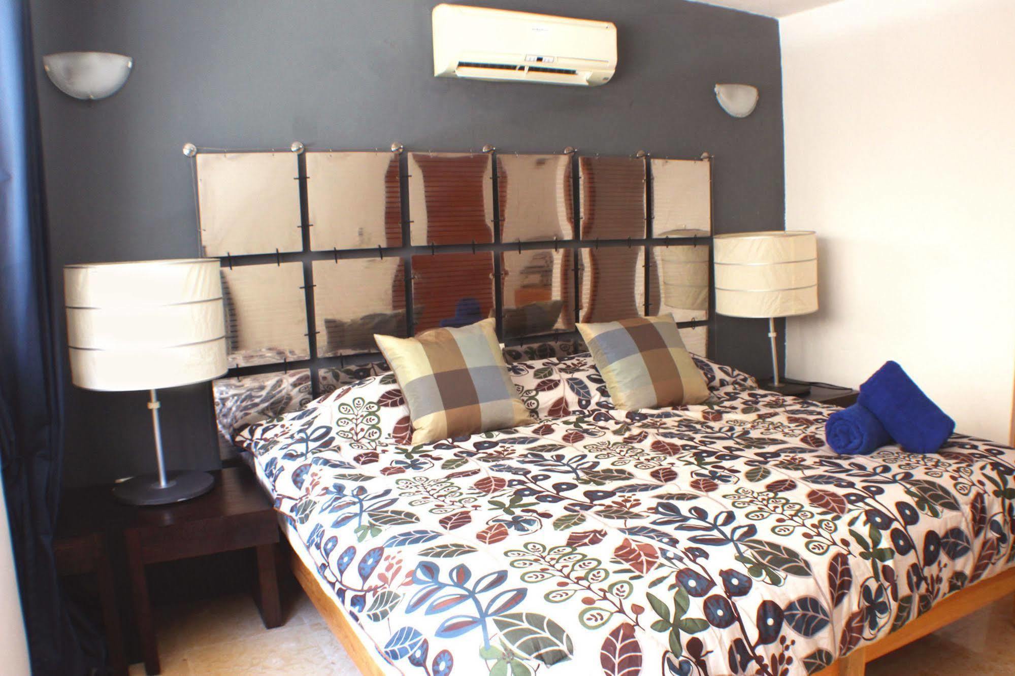 Ocean Plaza Condos ปลายาเดลการ์เมน ภายนอก รูปภาพ